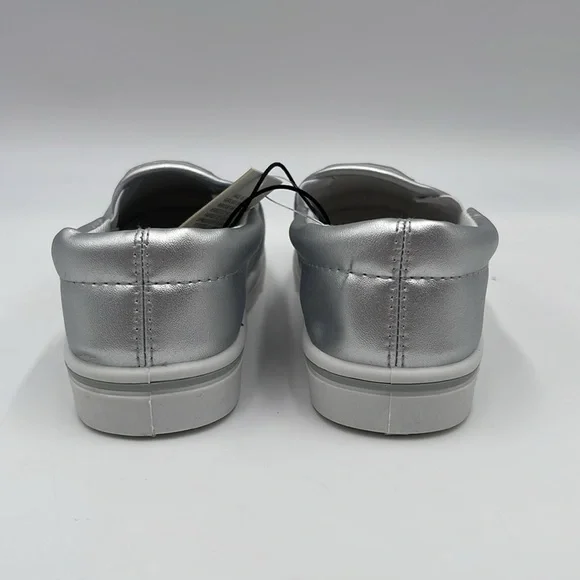 NWT KomfortMe Casual Silver Sneakers size 9 - Picture 3 of 8